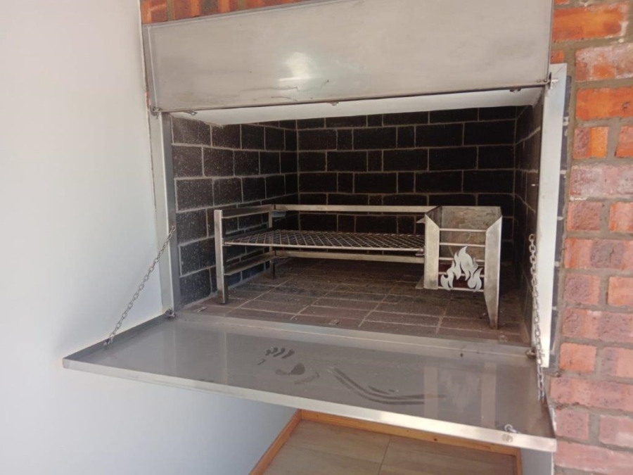 4 Bedroom Property for Sale in Aston Bay Eastern Cape